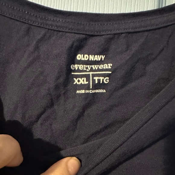 Old navy long sleeve - Picture 3 of 5